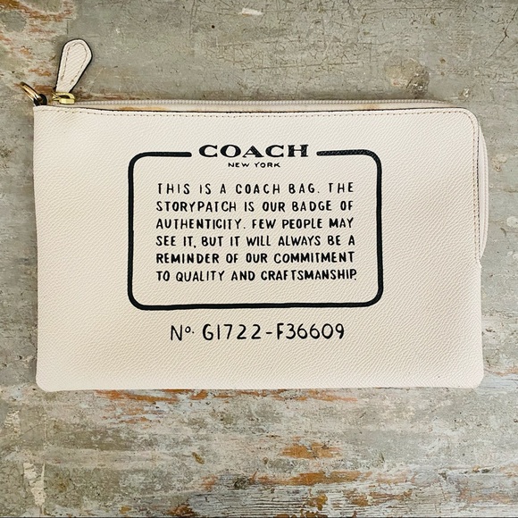 Coach Handbags - ♥️ Coach ♥️ Cream Leather Wristlet Pouch